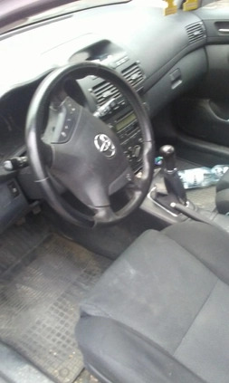 Toyota Avensis cena 7000 przebieg: 180000, rok produkcji 2004 z Lublin małe 22